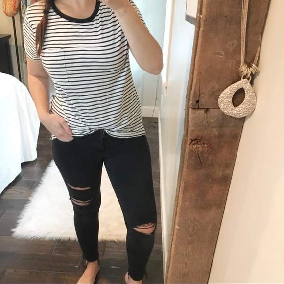 Old Navy boyfriend small striped T-shirt w/pocket - Picture 1 of 3